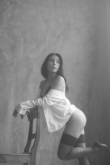 Anna Akana