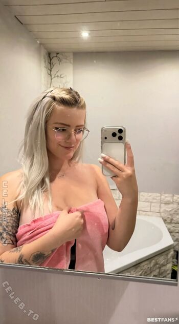 Full leaked Anna blum page private onlyfans photo