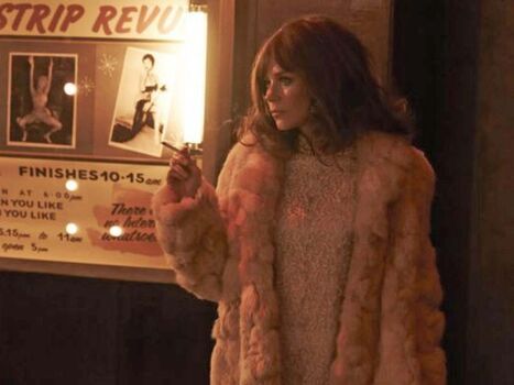 Anna Friel