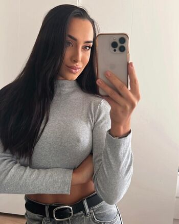 Full leaked Anna rose private onlyfans photo