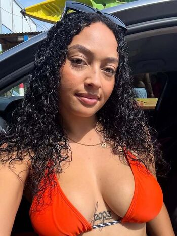 Full leaked Annaaeeelle private onlyfans photo