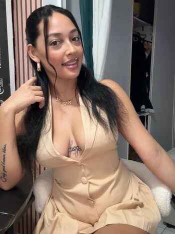 Full leaked Annaaeeelle private onlyfans photo