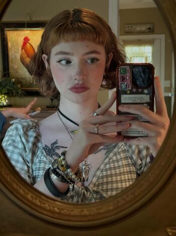 Full leaked Annaliseelliot private onlyfans photo