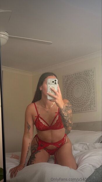 Full leaked Annamayworldx private onlyfans photo