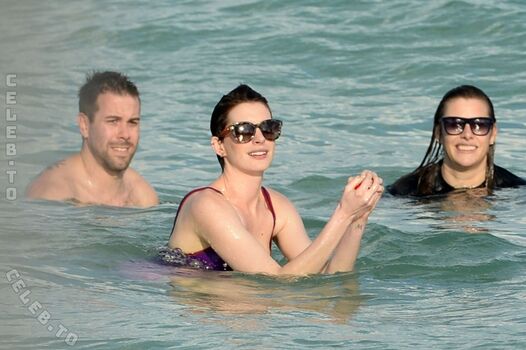 Full leaked Anne hathaway page private onlyfans photo