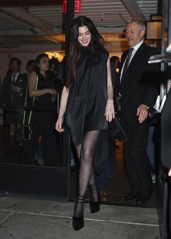 Anne Hathaway