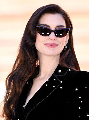 Full leaked Anne hathaway page private onlyfans photo
