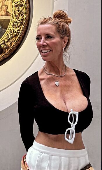 Annette Warburton