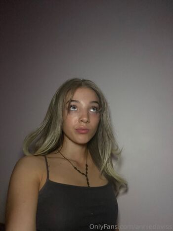 Annie Davis