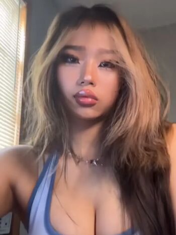 Full leaked Annie zheng private onlyfans photo