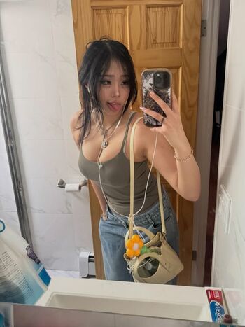 Full leaked Annie zheng page private onlyfans photo
