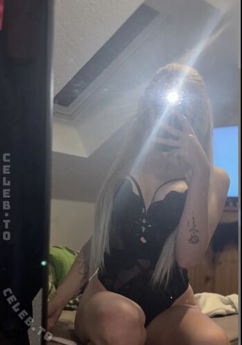 Full leaked Annika mlleer private onlyfans photo