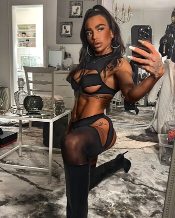 Full leaked Anny marry private onlyfans photo