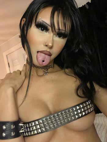 Full leaked Anoraseduces private onlyfans photo