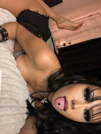 Full leaked Anoraseduces private onlyfans photo