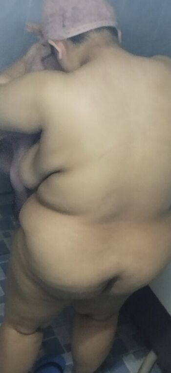Full leaked Anouk busty private onlyfans photo