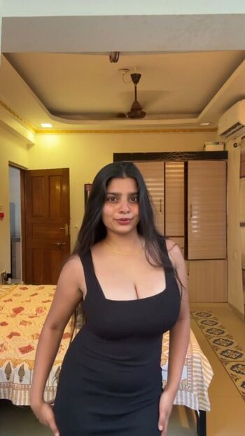 Full leaked Anushka deokate page private onlyfans photo
