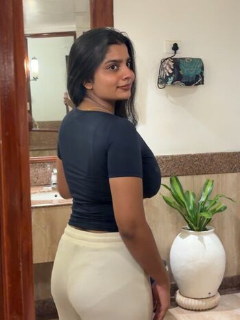 Full leaked Anushka deokate private onlyfans photo