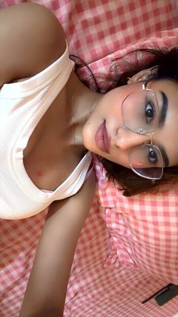 Full leaked Anushka singh private onlyfans photo