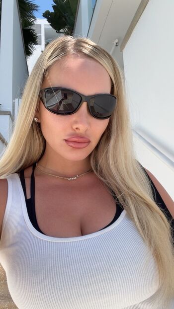 Anya Nicolodi