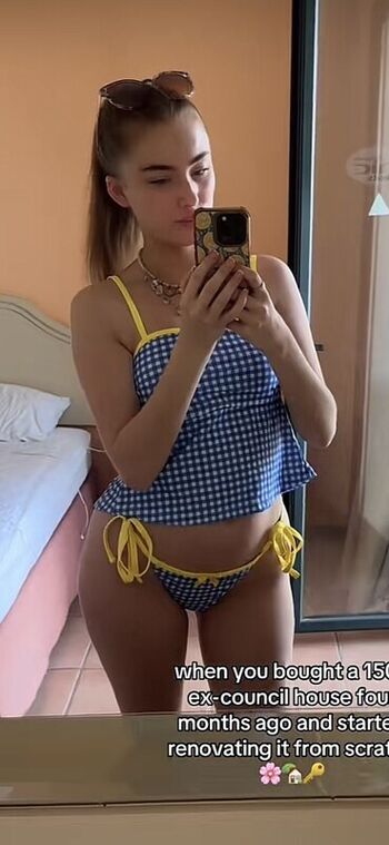 Full leaked Anya roscoe private onlyfans photo