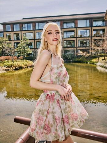 Full leaked Anya taylor joy  page private onlyfans photo