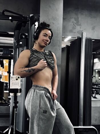 Full leaked Apollonchil page private onlyfans photo