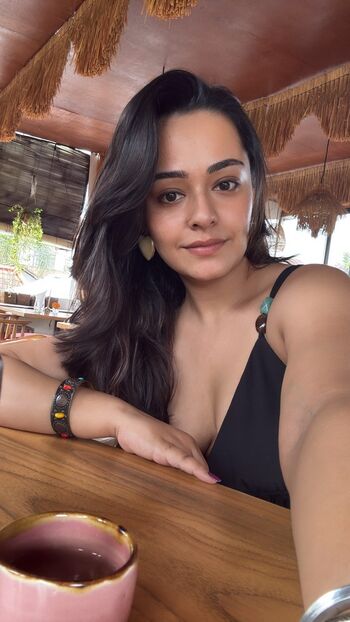 Full leaked Apoorva arora private onlyfans photo
