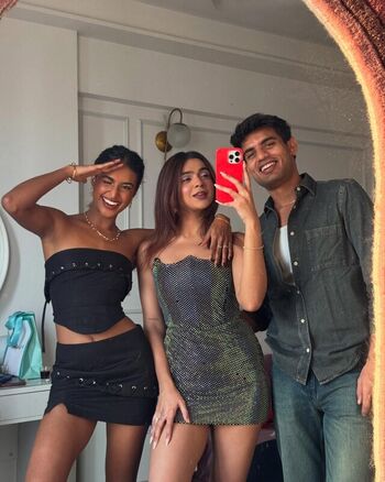 Full leaked Apoorva mukhija private onlyfans photo