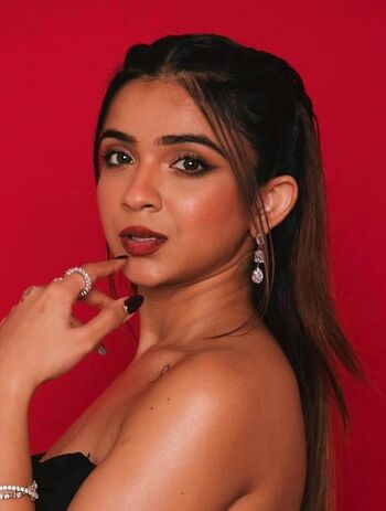 Full leaked Apoorva mukhija private onlyfans photo