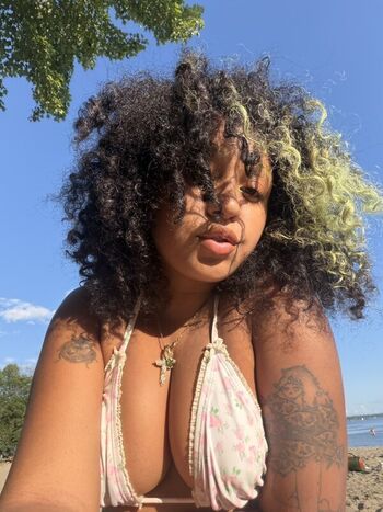 Full leaked Aprlfls private onlyfans photo