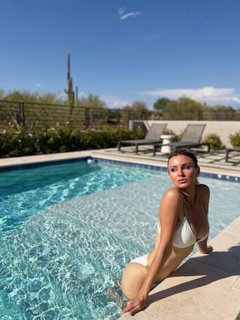 Full leaked April rose private onlyfans photo