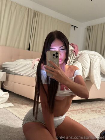 Full leaked Aprilpaigee private onlyfans photo
