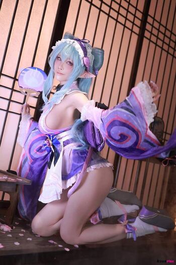 Aqua Cosplay