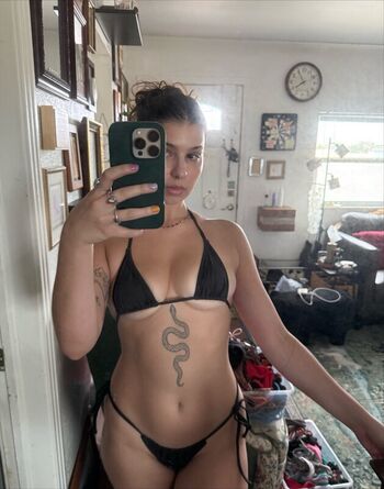 Full leaked Aquariusdays private onlyfans photo