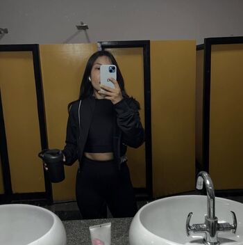 Full leaked Aradhana gurung page private onlyfans photo