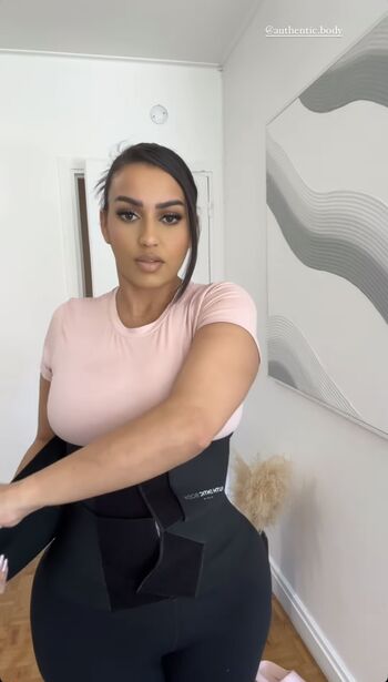 Full leaked Arbia kidadi private onlyfans photo