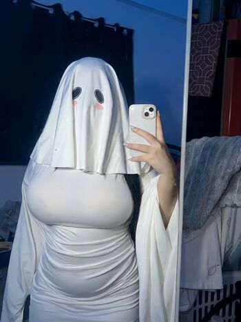 Full leaked Ari wxn private onlyfans photo