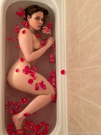 Full leaked Ariamrfp private onlyfans photo