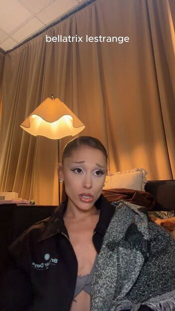 Full leaked Ariana grande  page private onlyfans photo