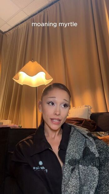 Full leaked Ariana grande  page private onlyfans photo