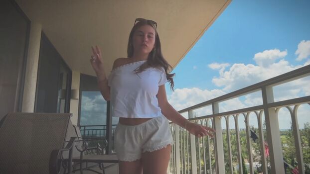 Ariana White