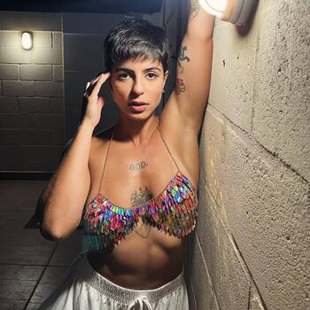 Full leaked Arianelcrd private onlyfans photo