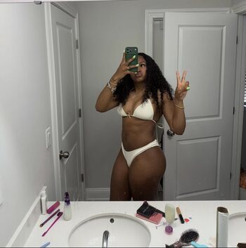 Full leaked Arianna deniseee private onlyfans photo