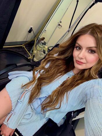Full leaked Ariel winter page private onlyfans photo