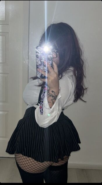 Full leaked Ariesgummygirl nvmlidi private onlyfans photo