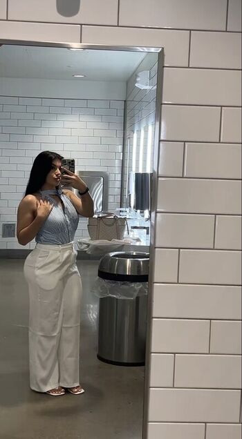 Full leaked Arigxnzalez private onlyfans photo