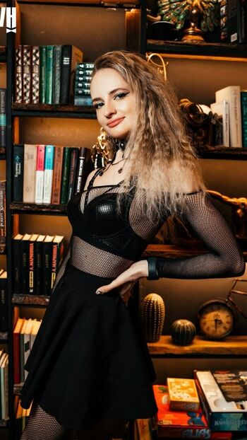 Full leaked Arinazhotikova private onlyfans photo