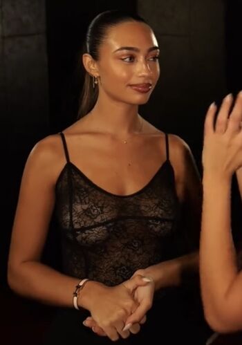 Full leaked Armellebdn private onlyfans photo