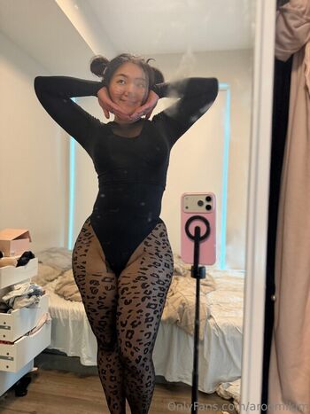 Full leaked Aroomi kim page private onlyfans photo